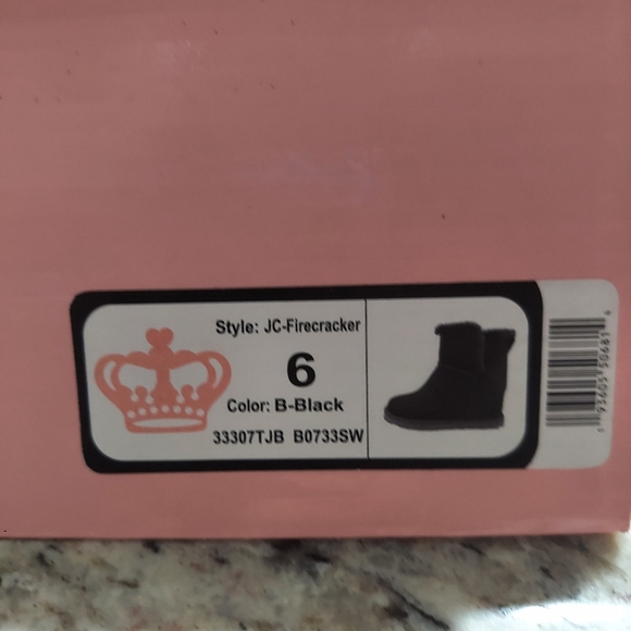 Juicy Couture Firecracker Boots - Picture 15 of 15